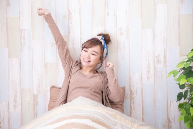 スッキリ起きた女性